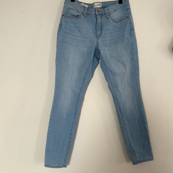 Universal Thread Mid Rise Skinny Jeans 8/29 R - Picture 2 of 14